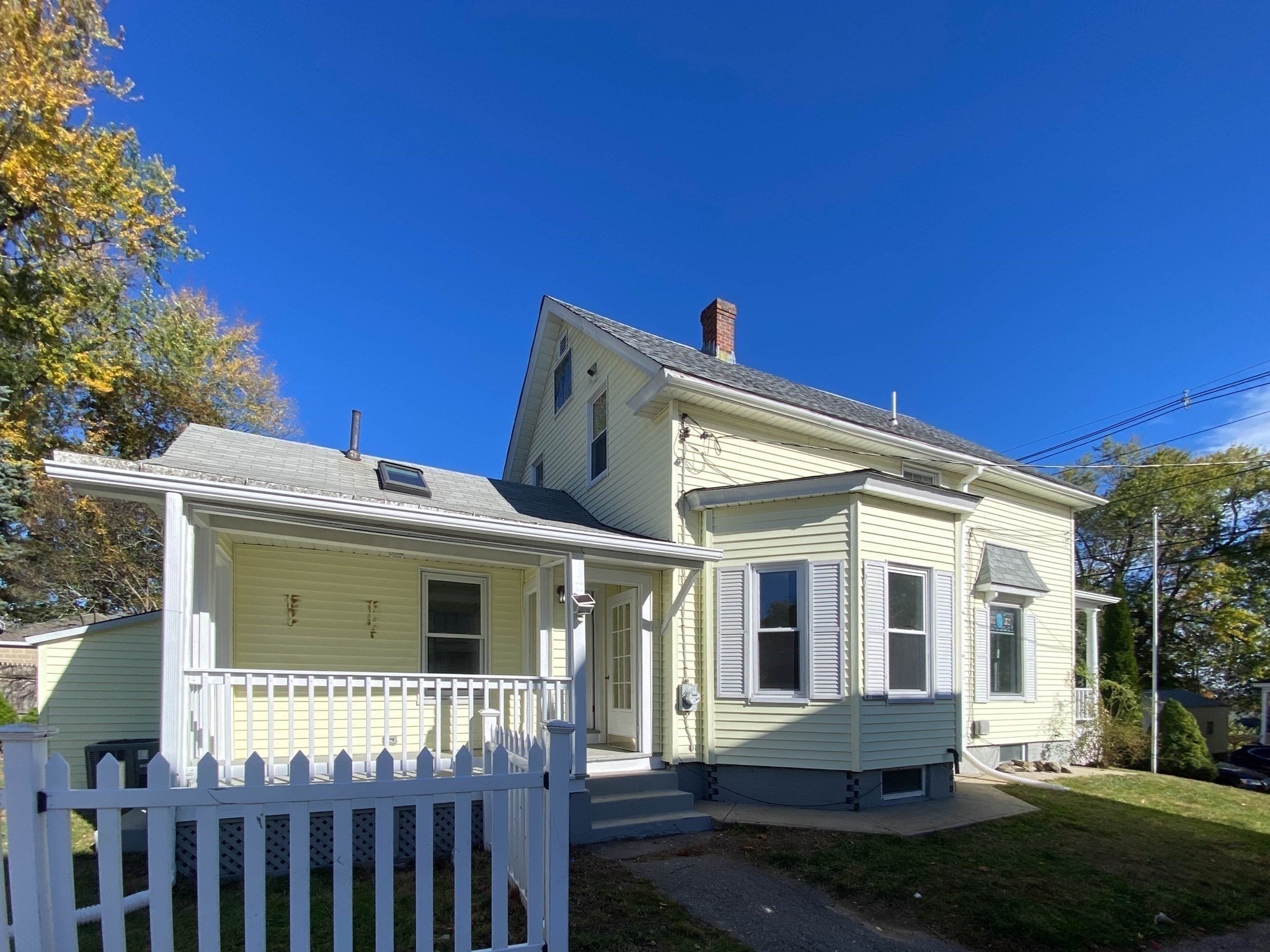 main property photo 40