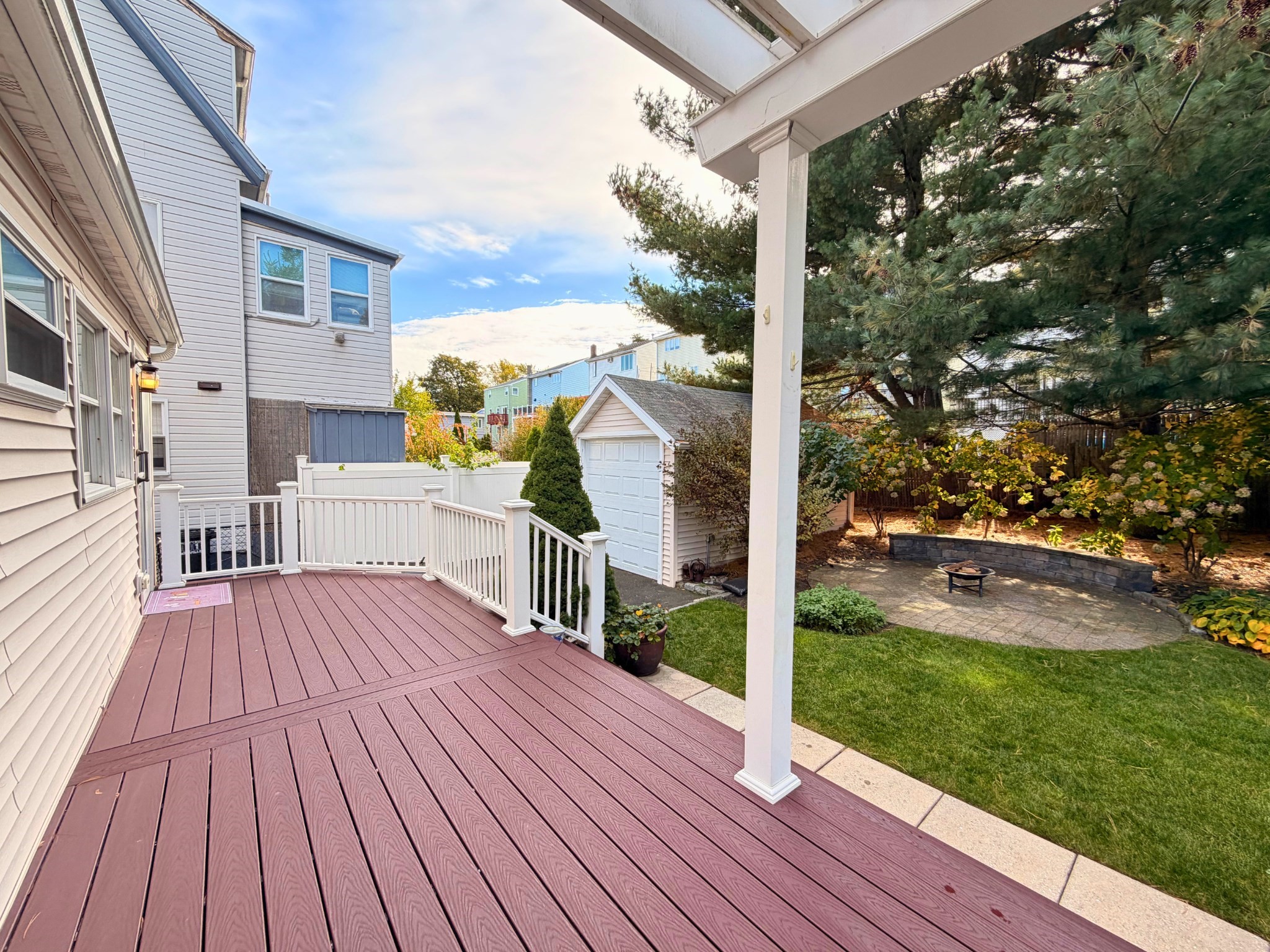 main property photo 19