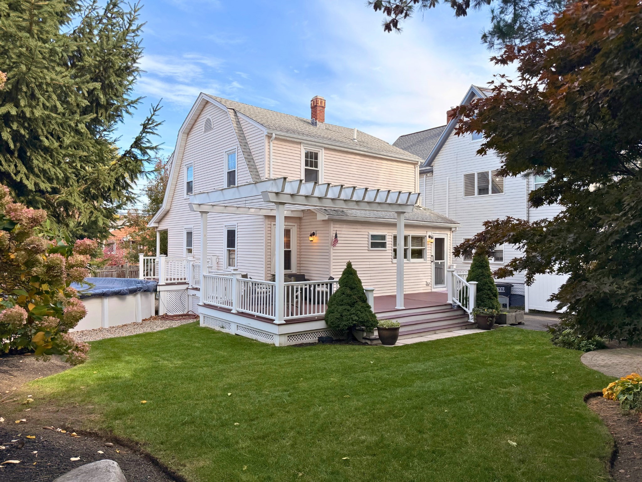main property photo 23