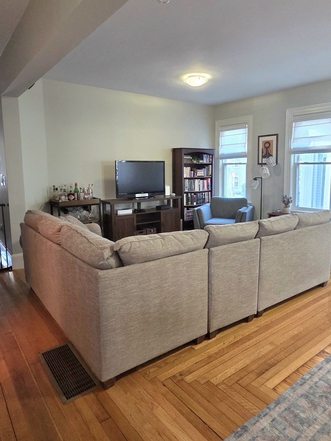 main property photo 24