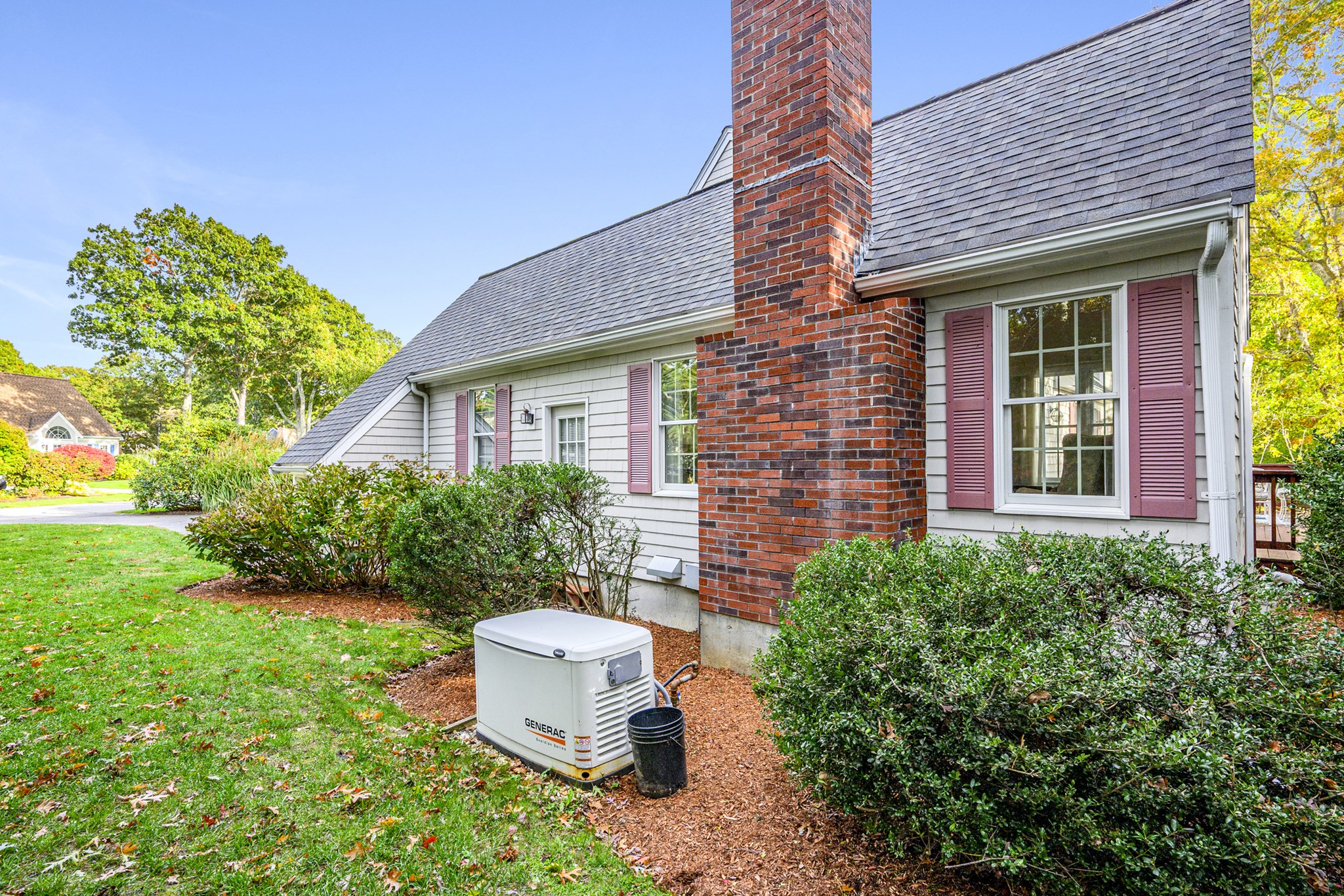 main property photo 33