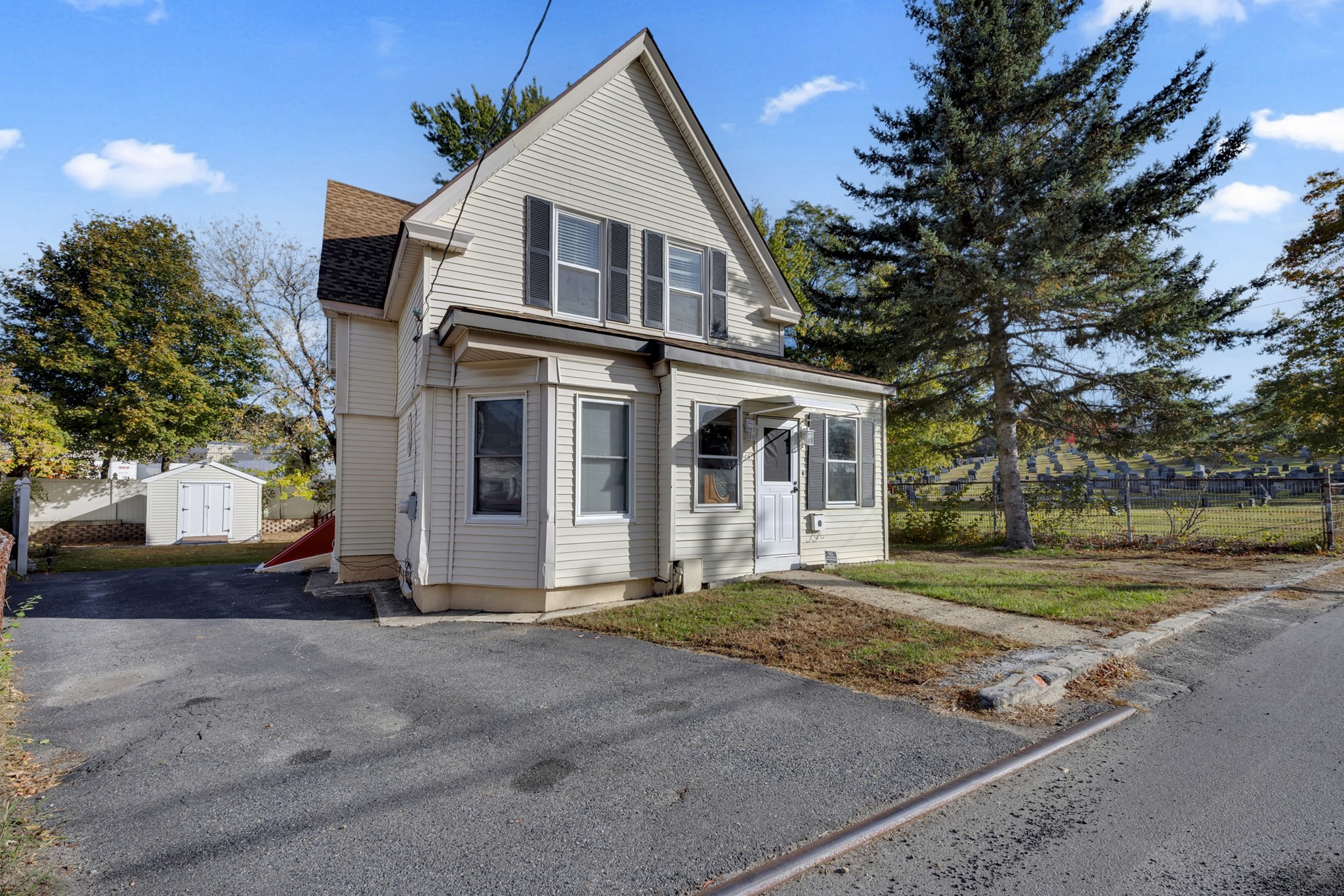 main property photo 2