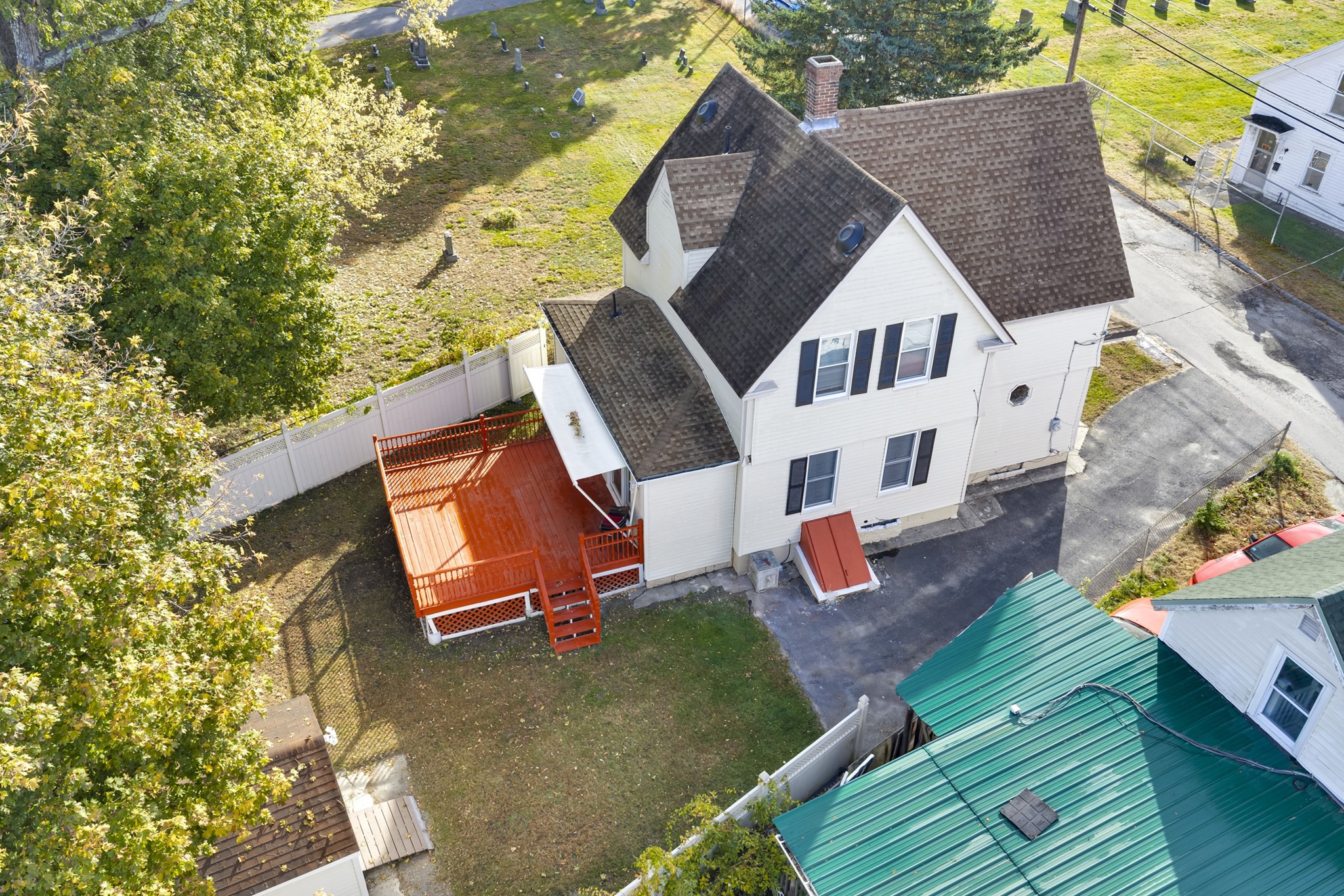 main property photo 34