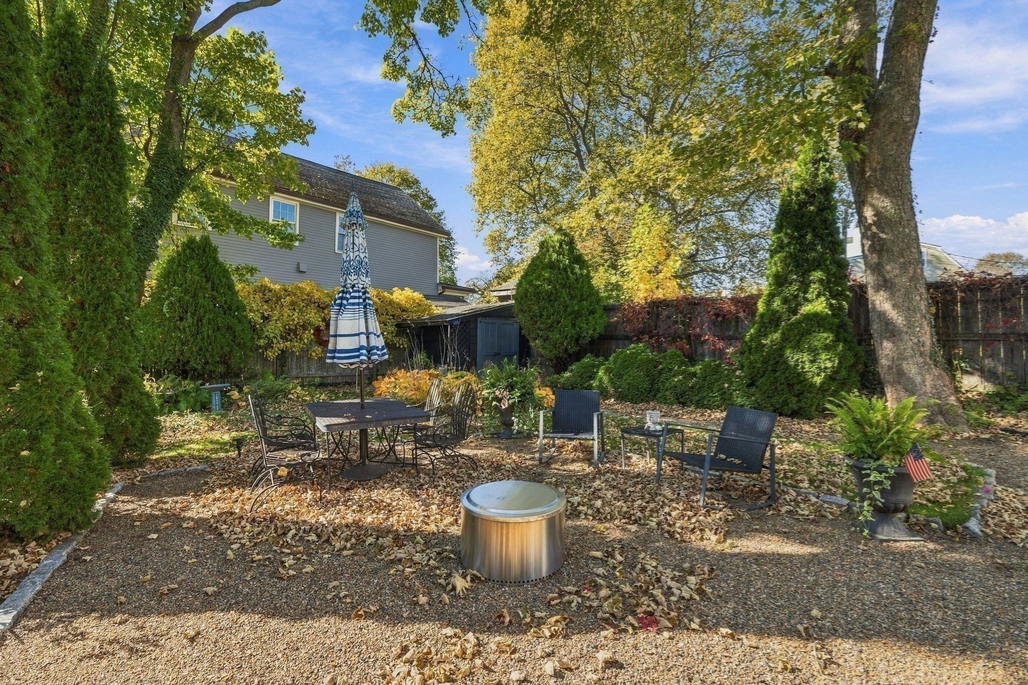 main property photo 25