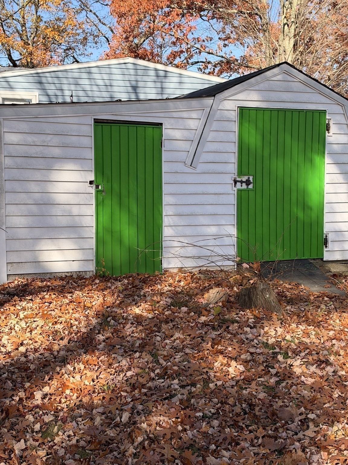 main property photo 16