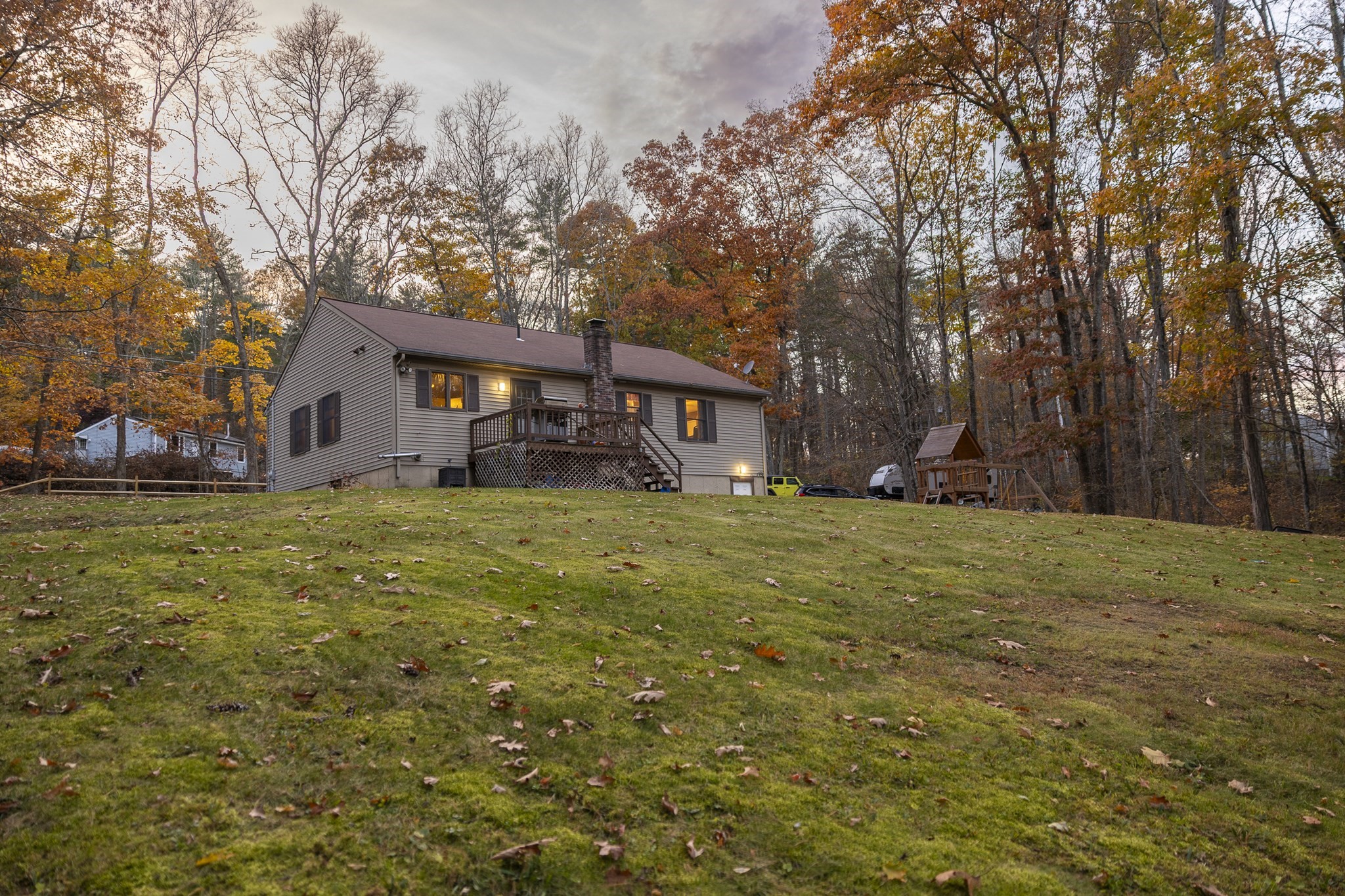 main property photo 27