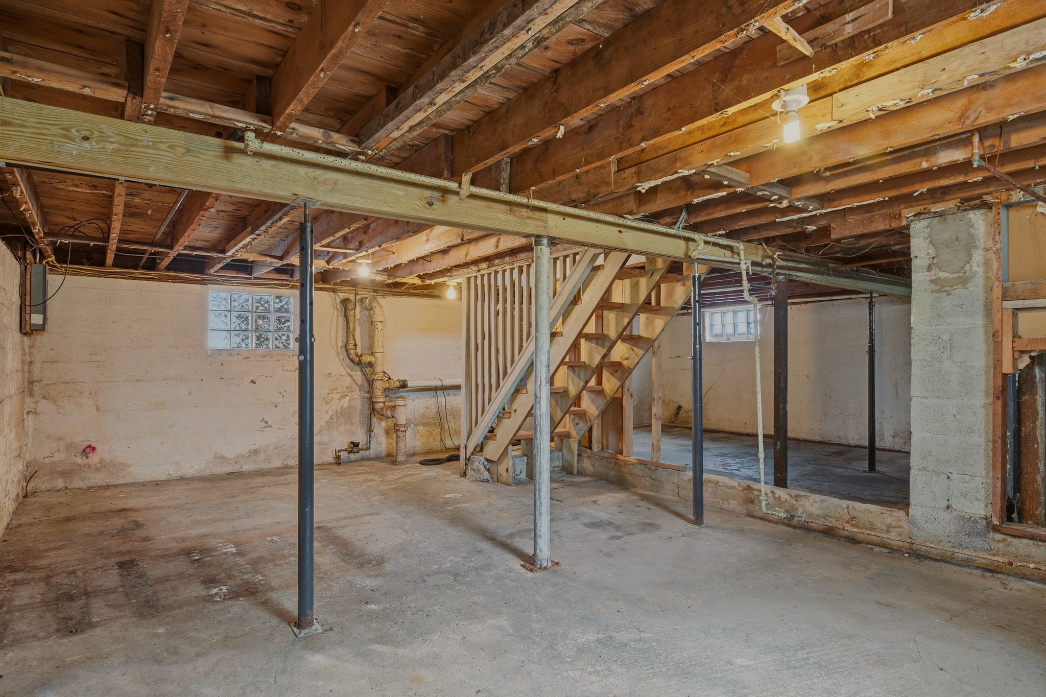 main property photo 24