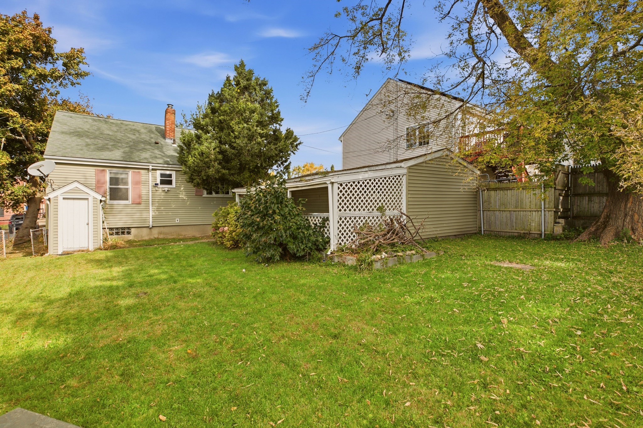 main property photo 30