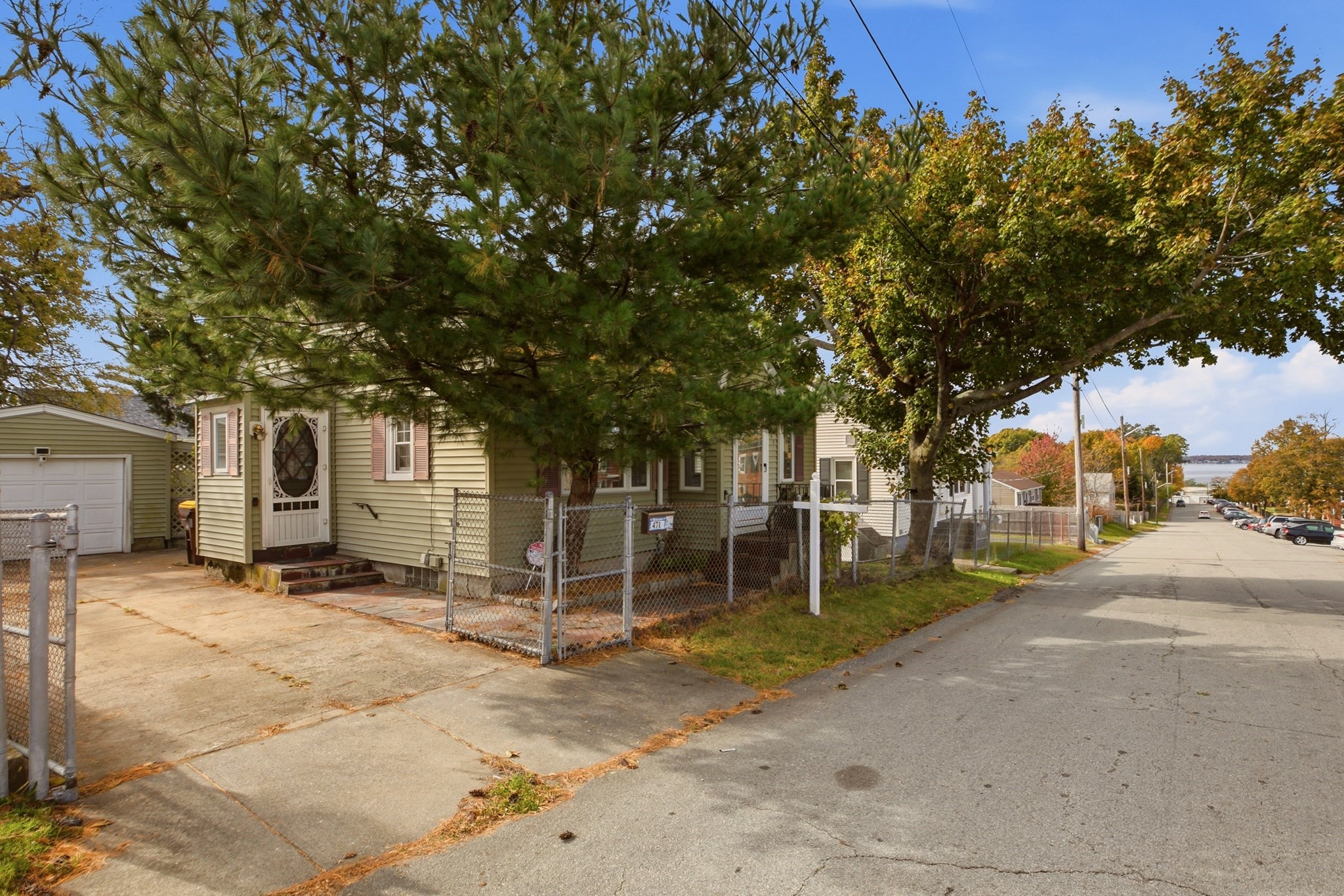 main property photo 34
