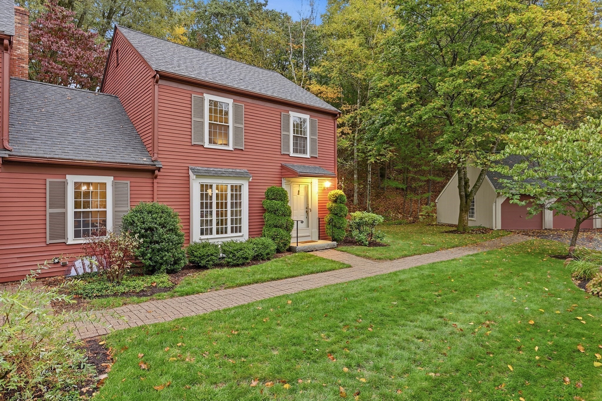 main property photo 25