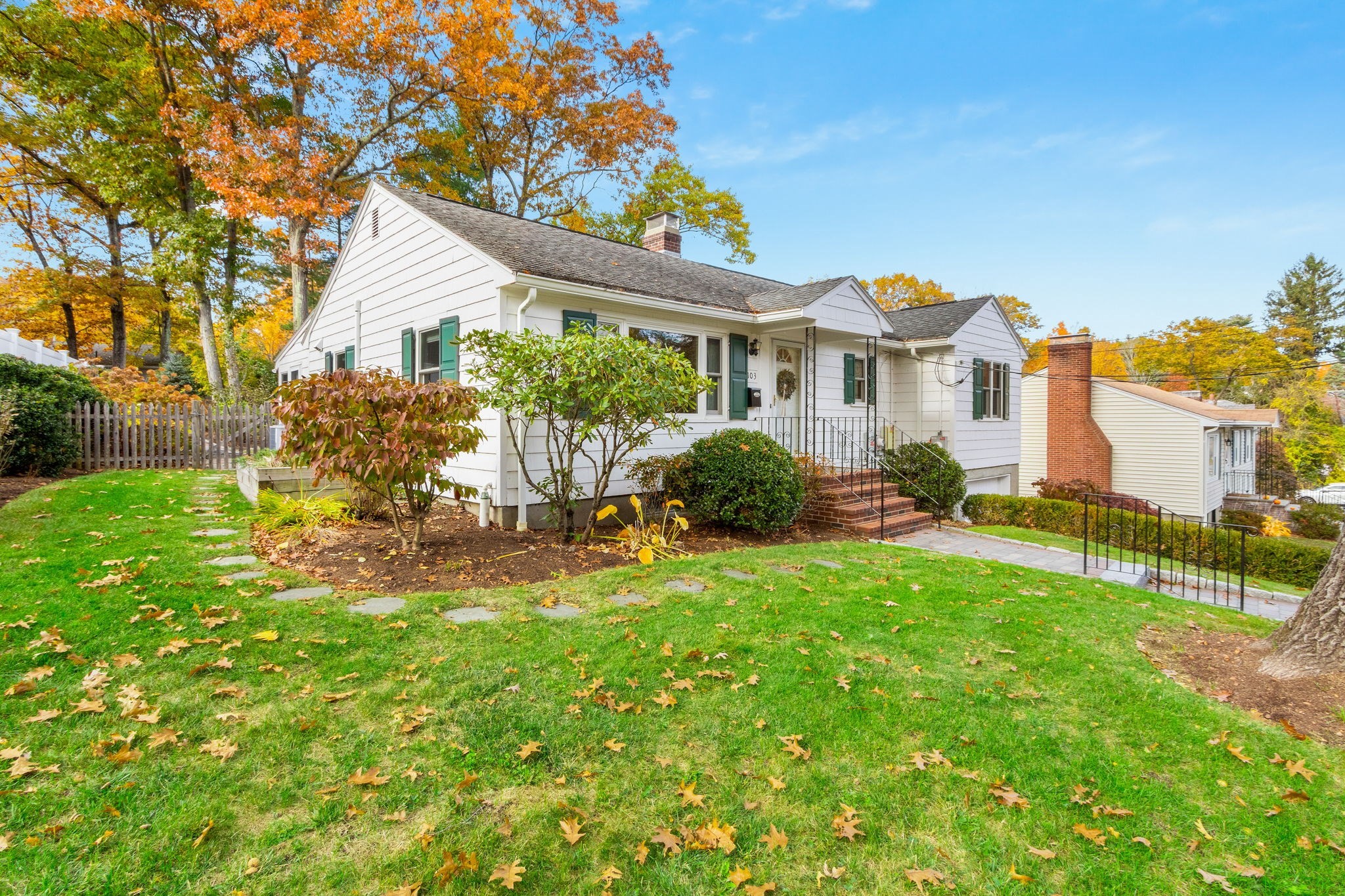 main property photo 3