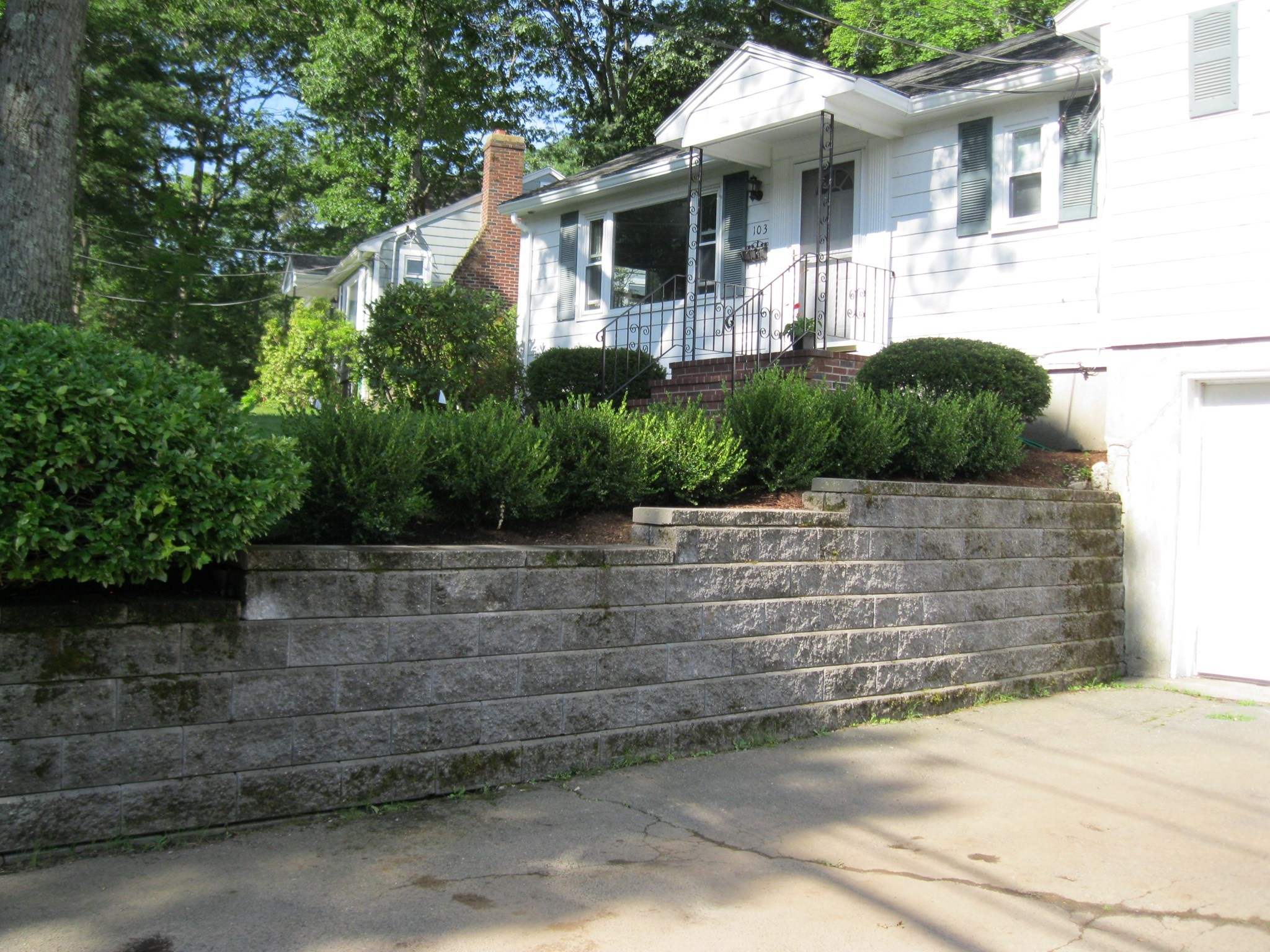 main property photo 40