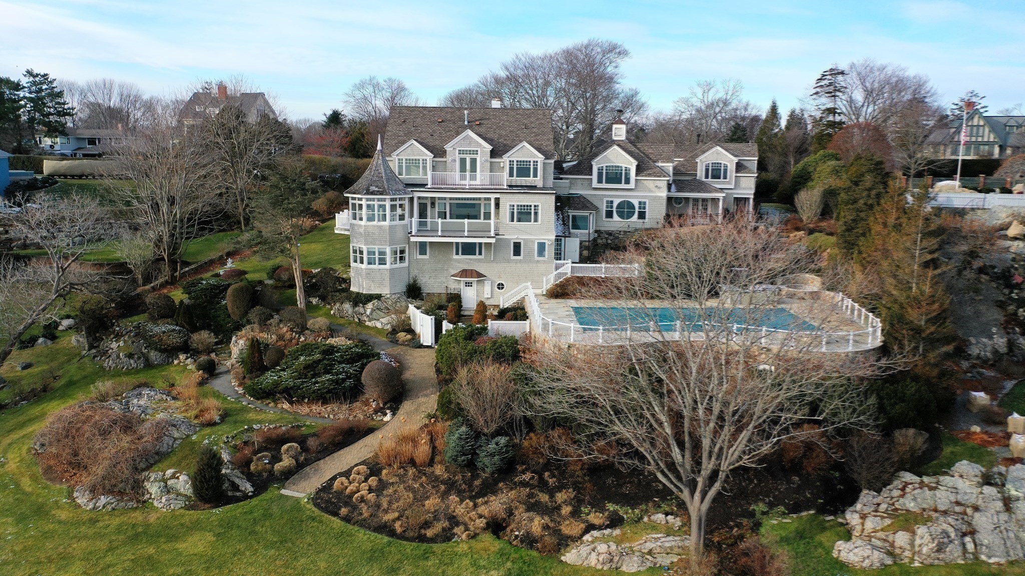 main property photo 16