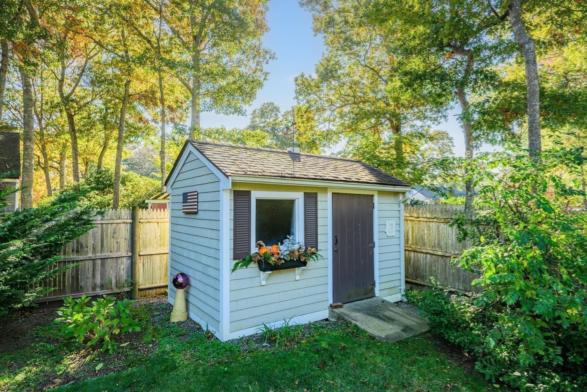 main property photo 23