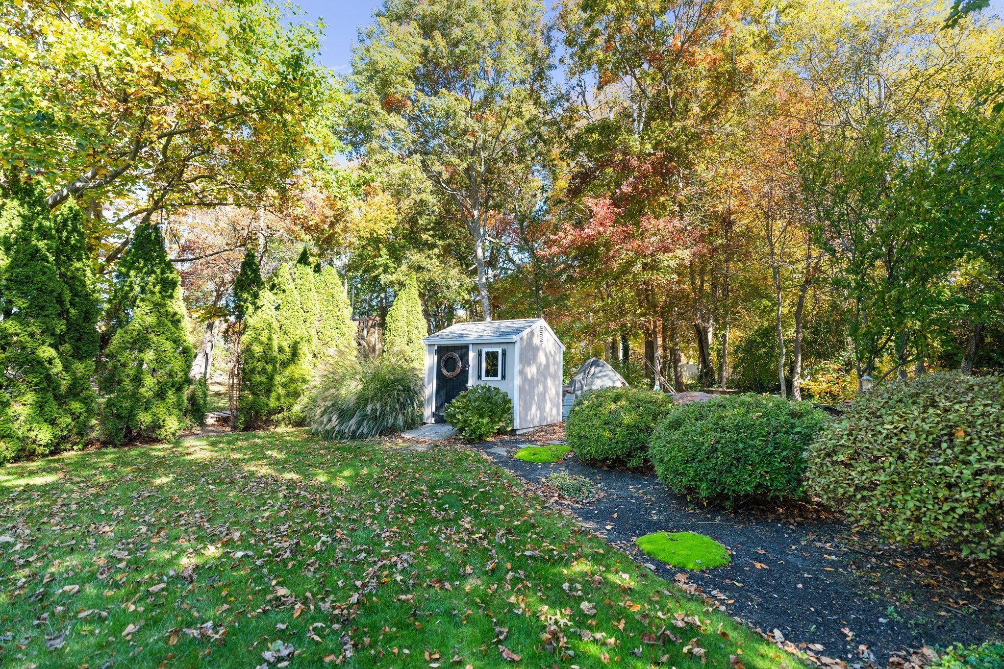main property photo 30