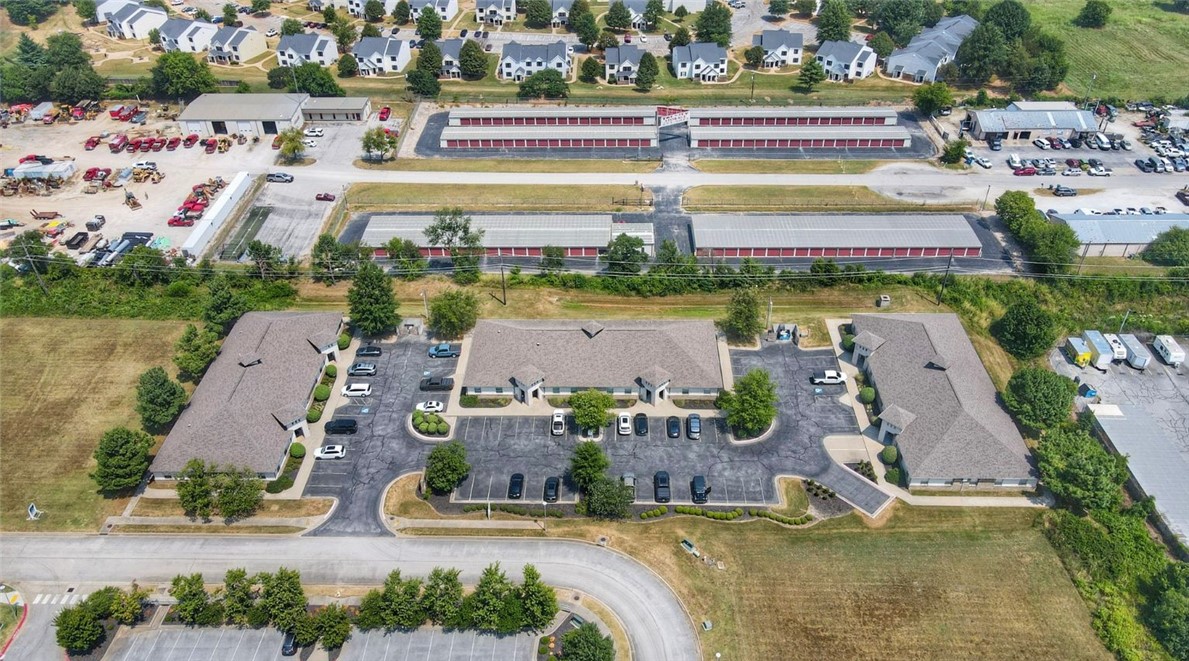 main property photo 4