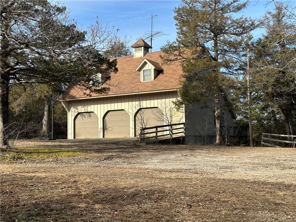 main property photo 12