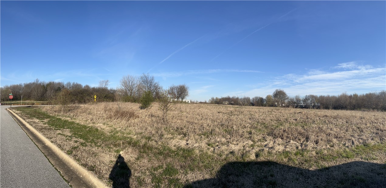 main property photo 9