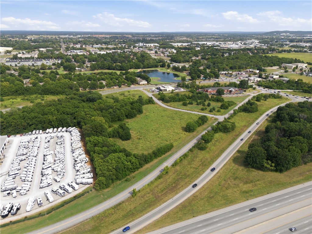 main property photo 18