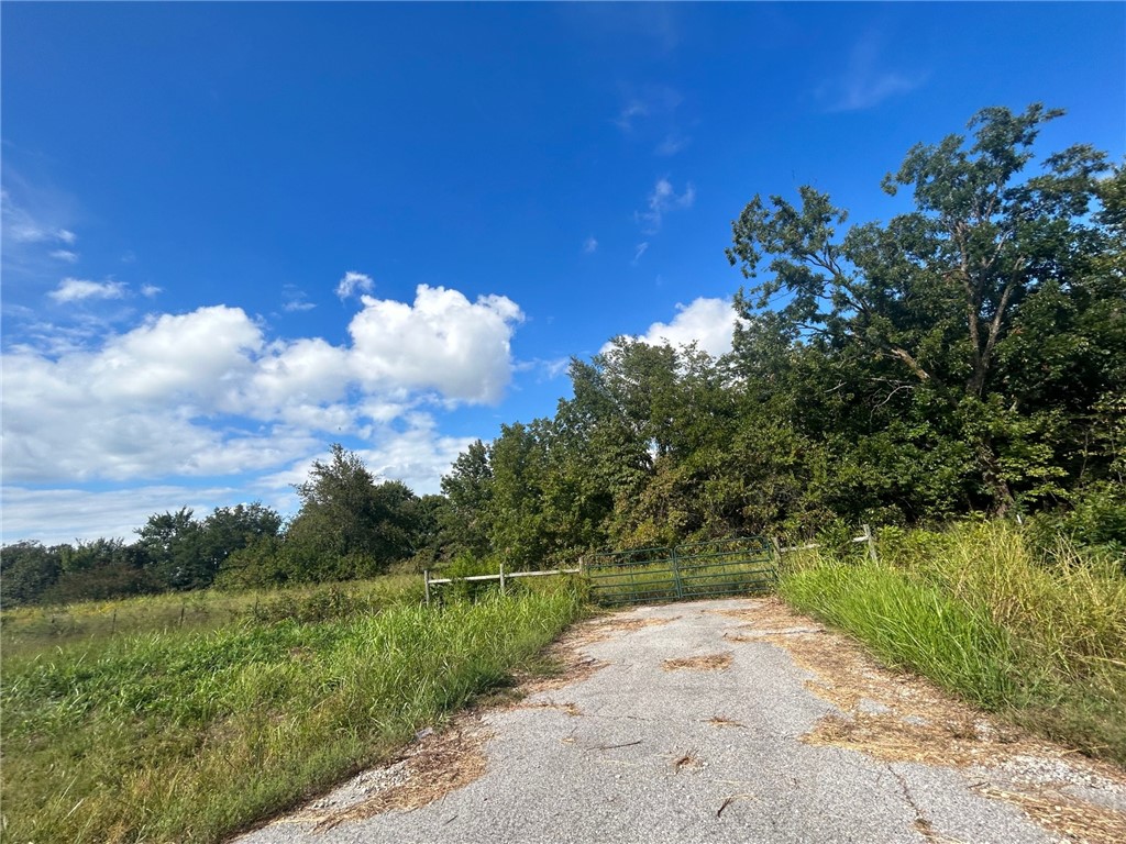 main property photo 13