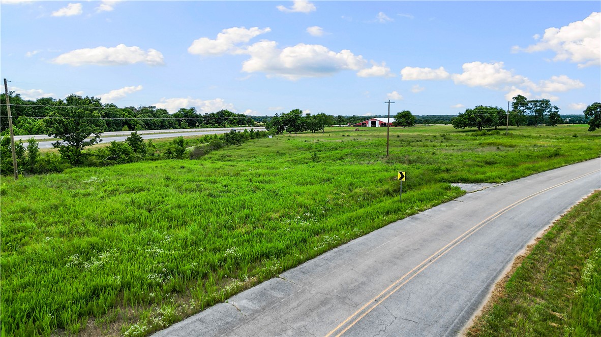 main property photo 16