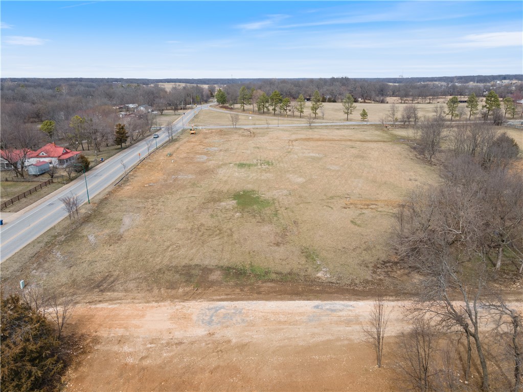 main property photo 8