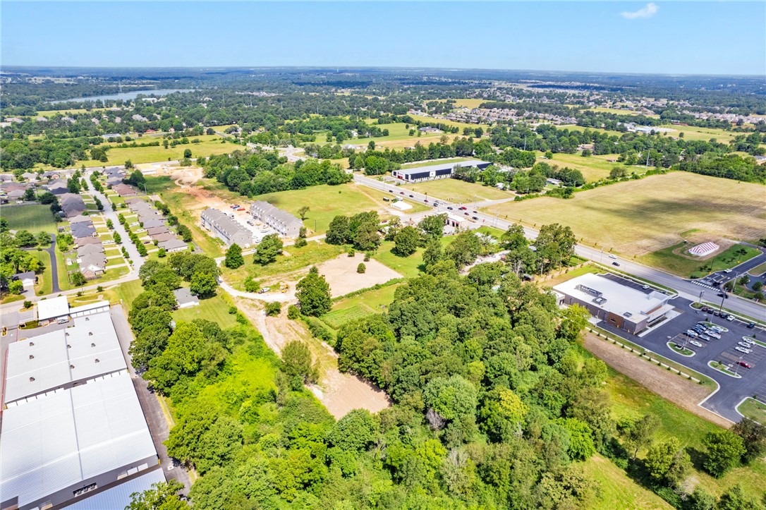 main property photo 12