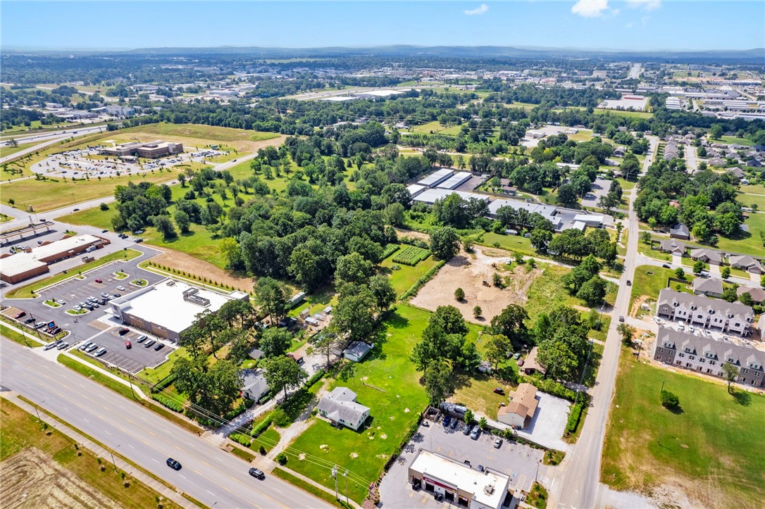 main property photo 8