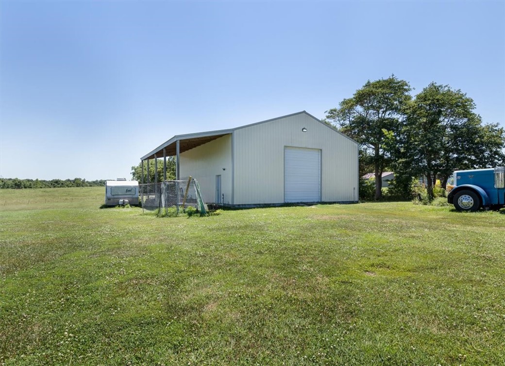 main property photo 33