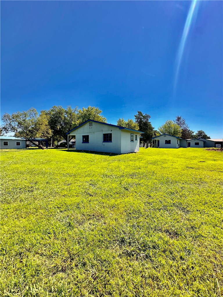 main property photo 11