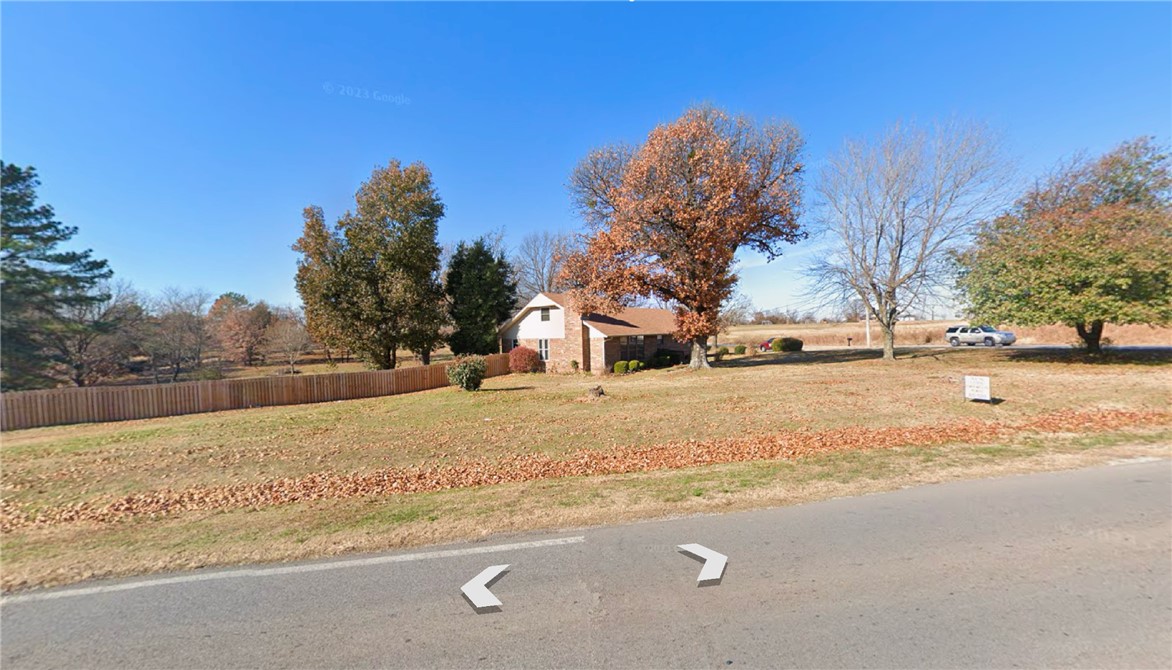 main property photo 9