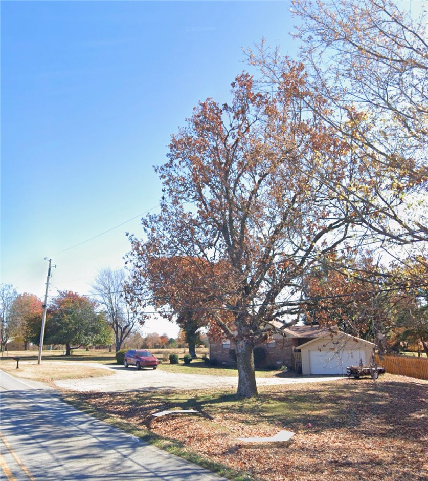 main property photo 11