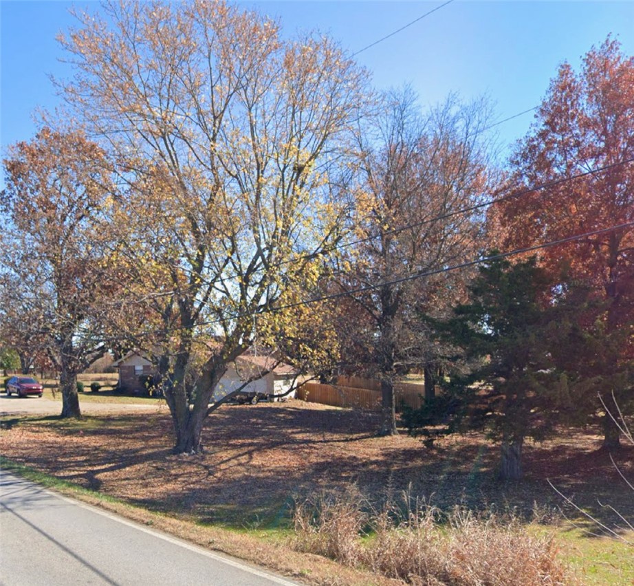 main property photo 12