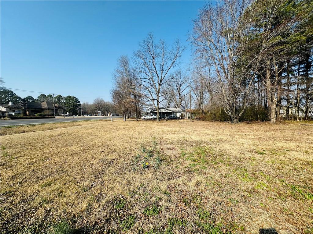 main property photo 10