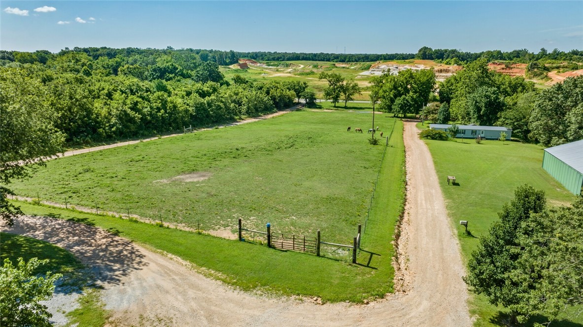main property photo 13