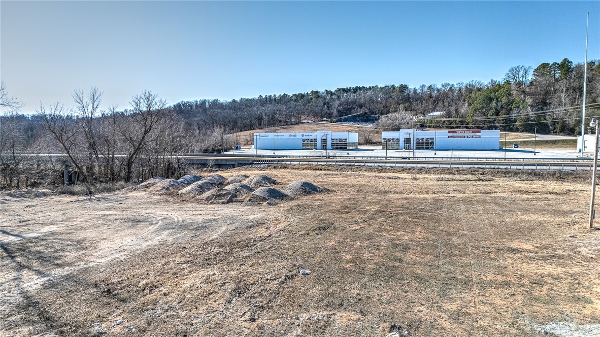 main property photo 4