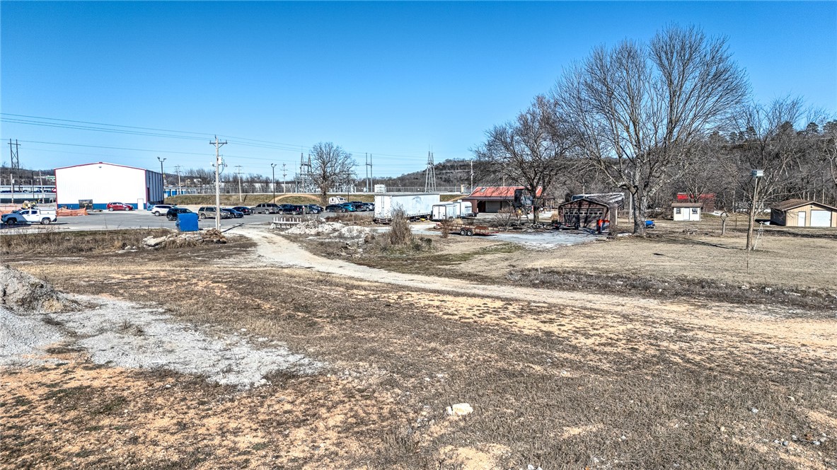main property photo 7