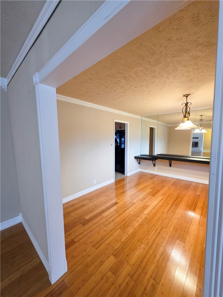 property viewer photo 16