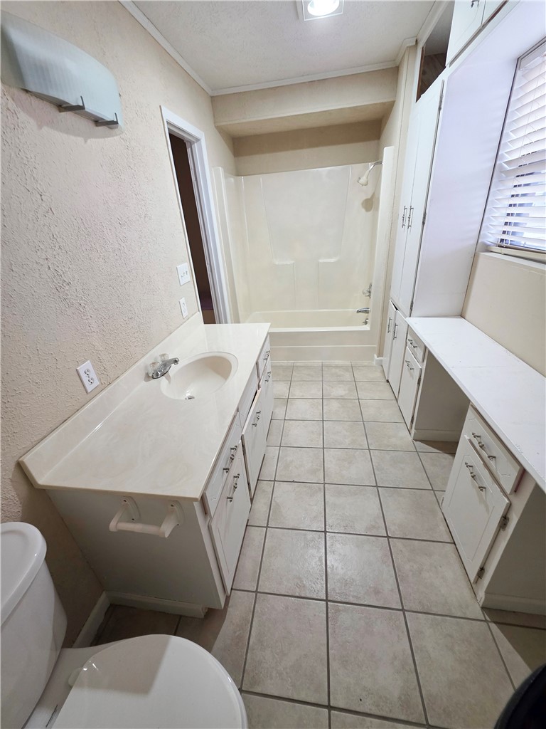property viewer photo 38