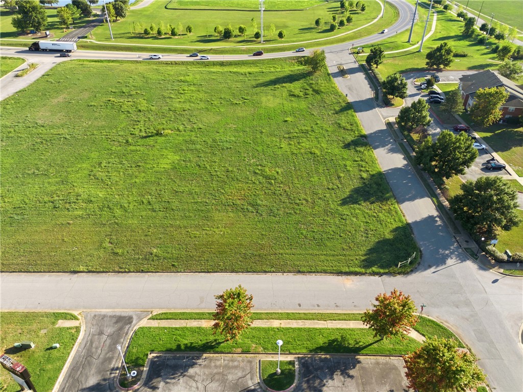 main property photo 14