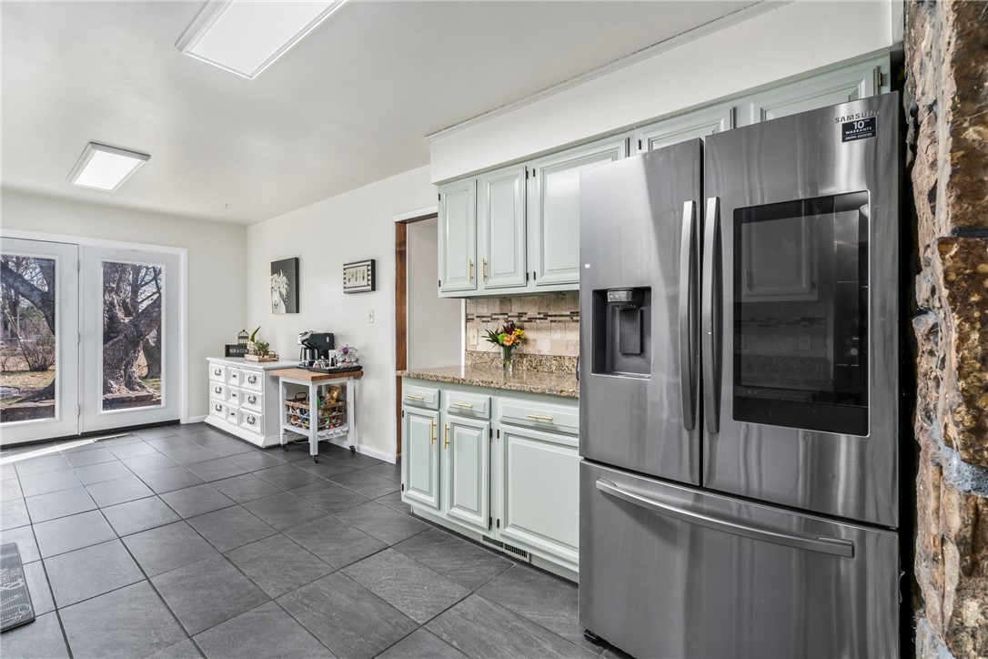 property viewer photo 9
