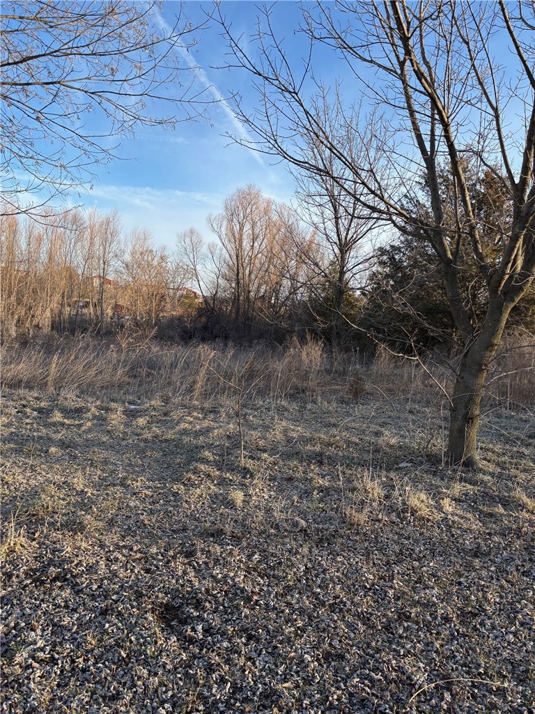 main property photo 11