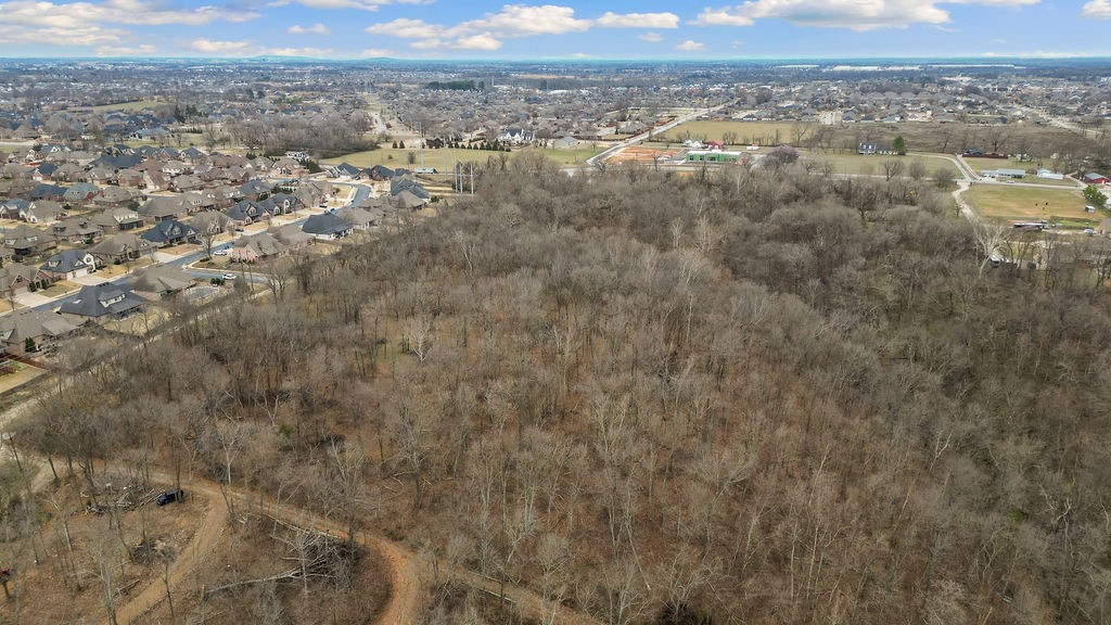 main property photo 8
