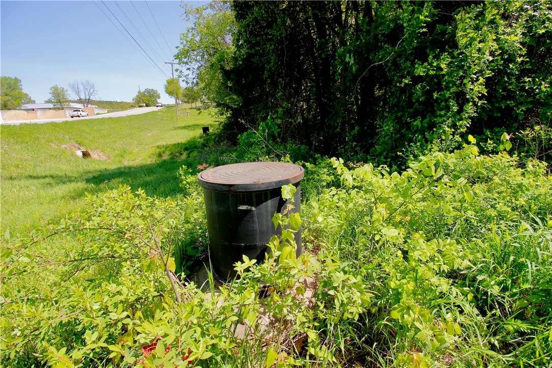 main property photo 11