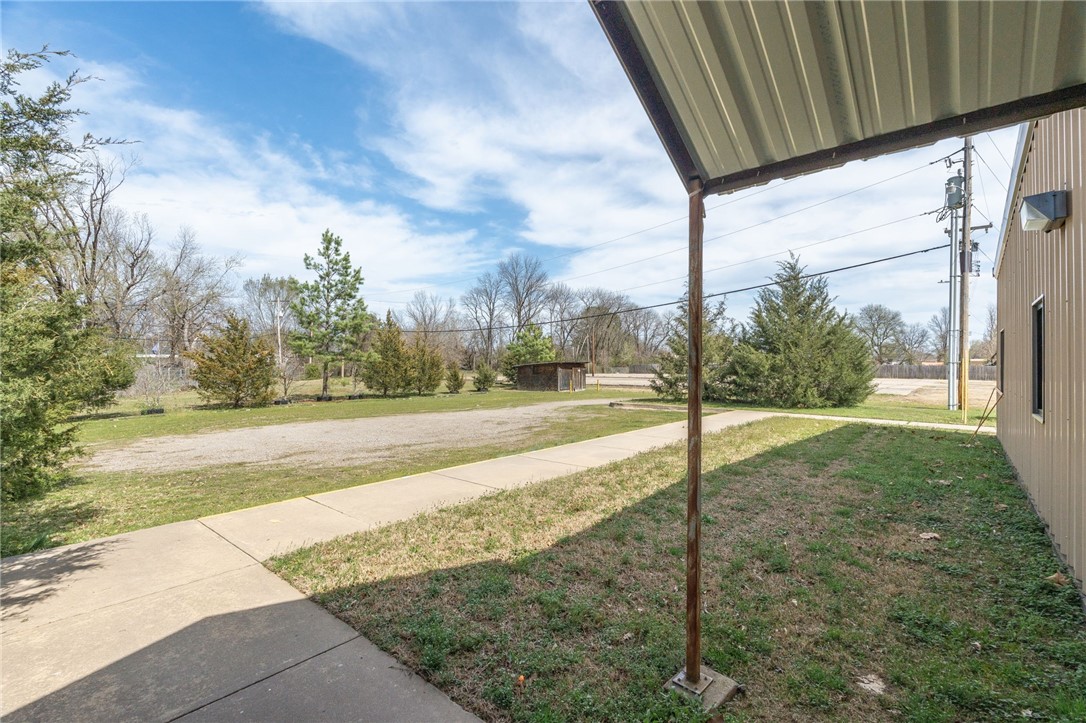 main property photo 12