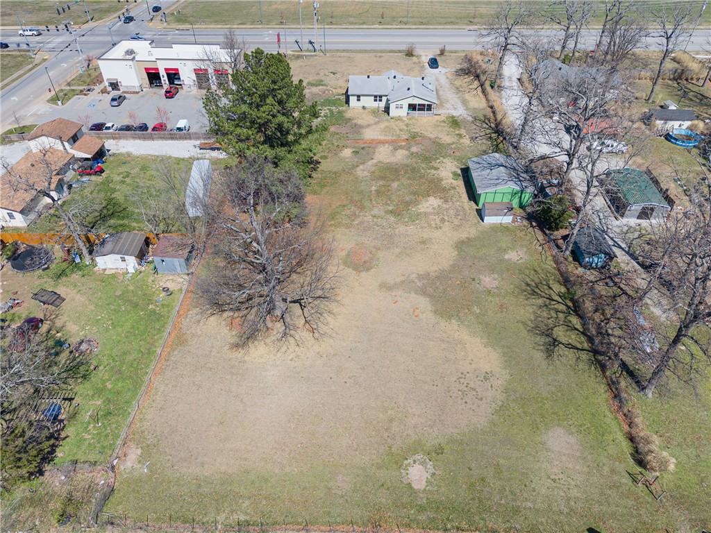 main property photo 7