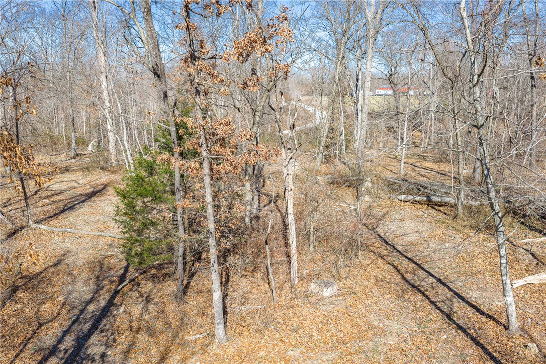 main property photo 33