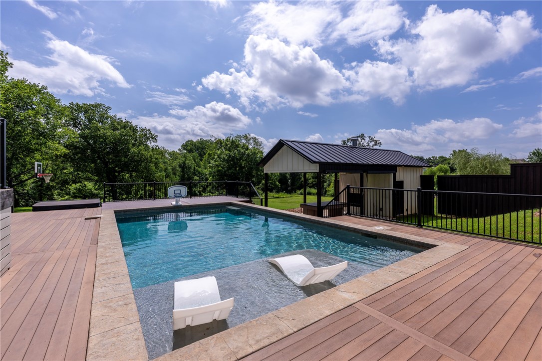 property viewer photo 13