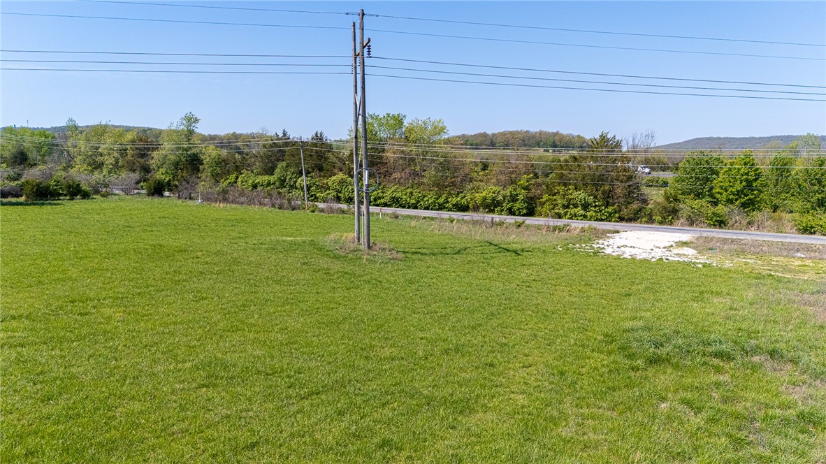 main property photo 17