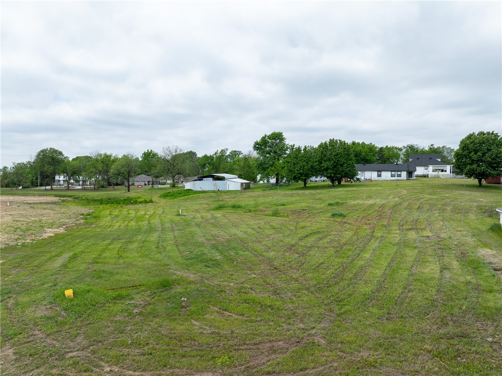 main property photo 7